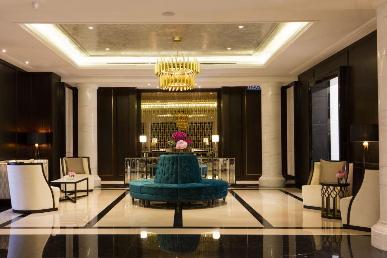 Hotel The Ritz-Carlton, Kuala Lumpur Exteriér fotografie The lobby of the hotel