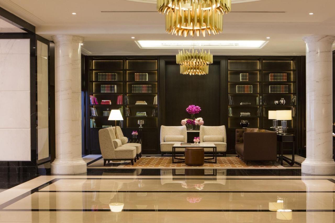 Hotel The Ritz-Carlton, Kuala Lumpur Exteriér fotografie The Library at The Ritz-Carlton, Dubai