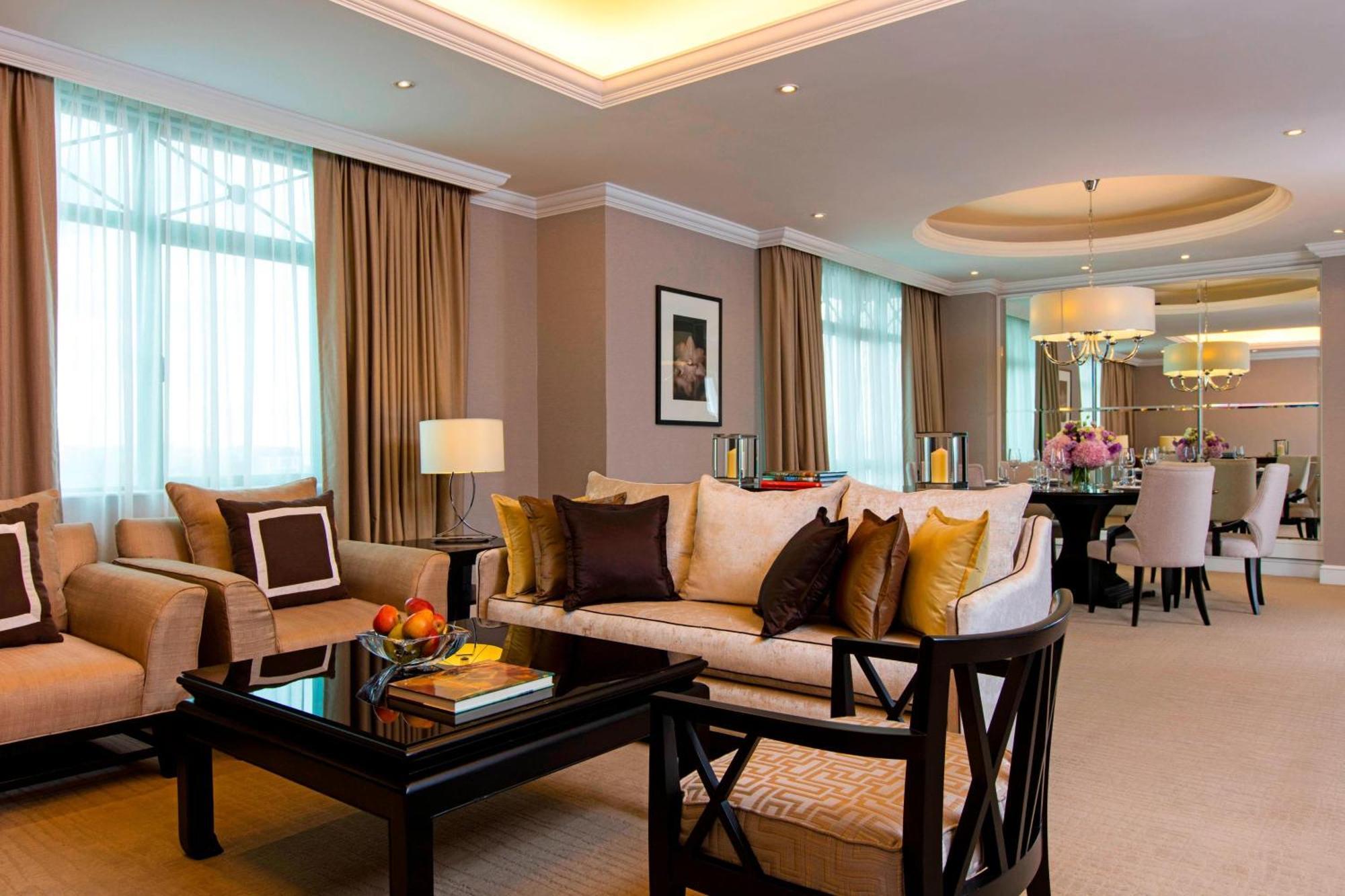 Hotel The Ritz-Carlton, Kuala Lumpur Exteriér fotografie A suite at the Shangri-La Hotel, Kuala Lumpur