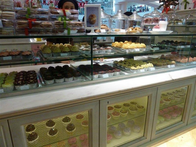 Hotel The Ritz-Carlton, Kuala Lumpur Exteriér fotografie A pastry shop in Athens, Greece
